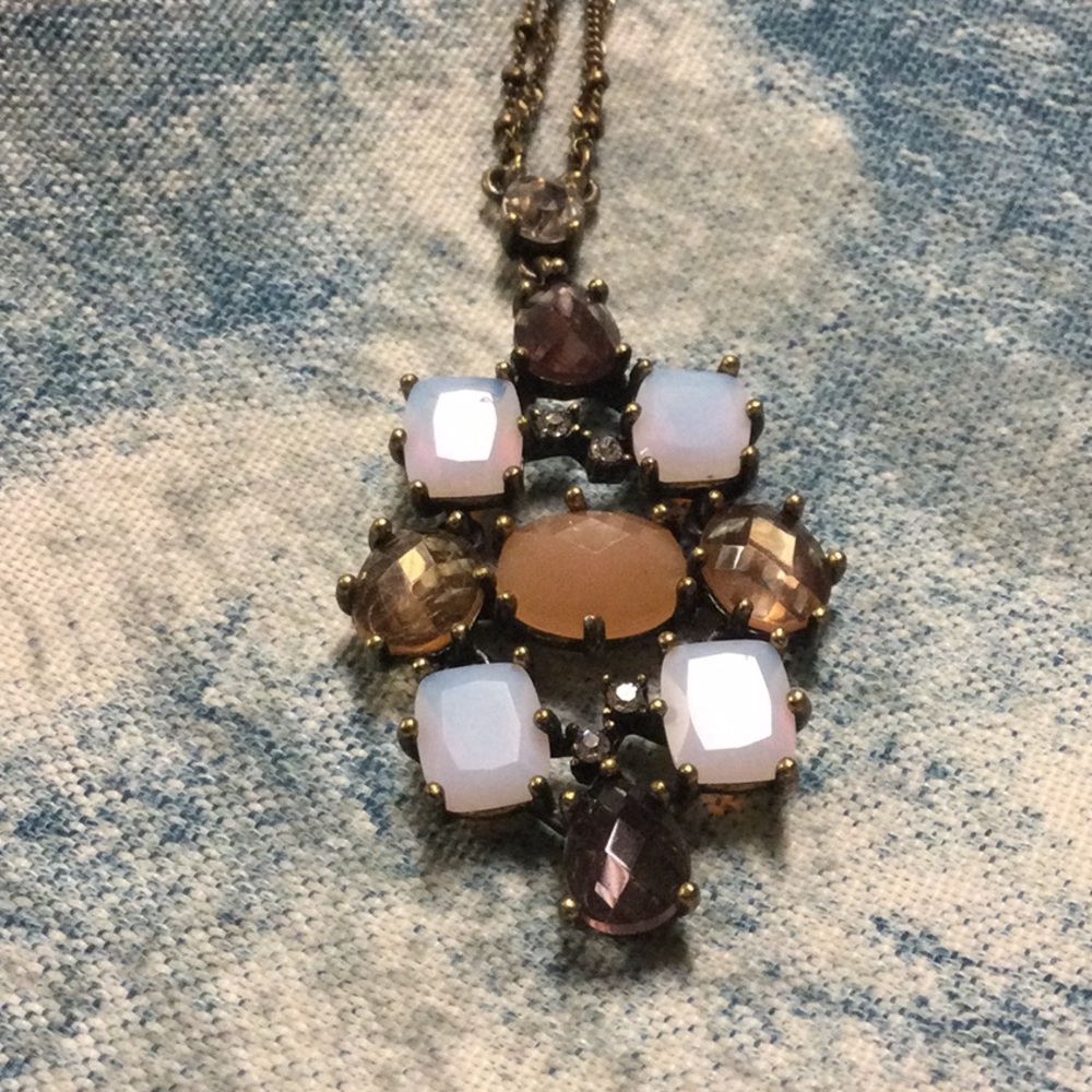 Avon Romantic Pendant Necklace